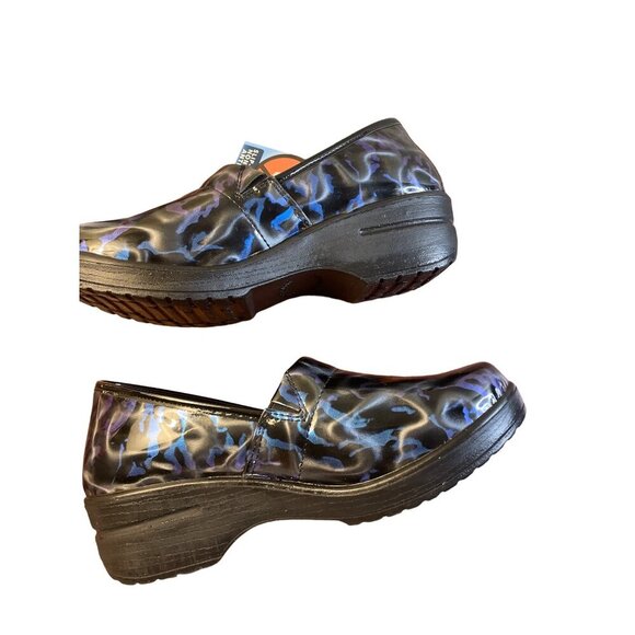 Easy Works NEW IN BOX Black Iridescent Non-Slip Anti-Fatigue Laurie Clogs Sz 9.5 - Picture 3 of 9